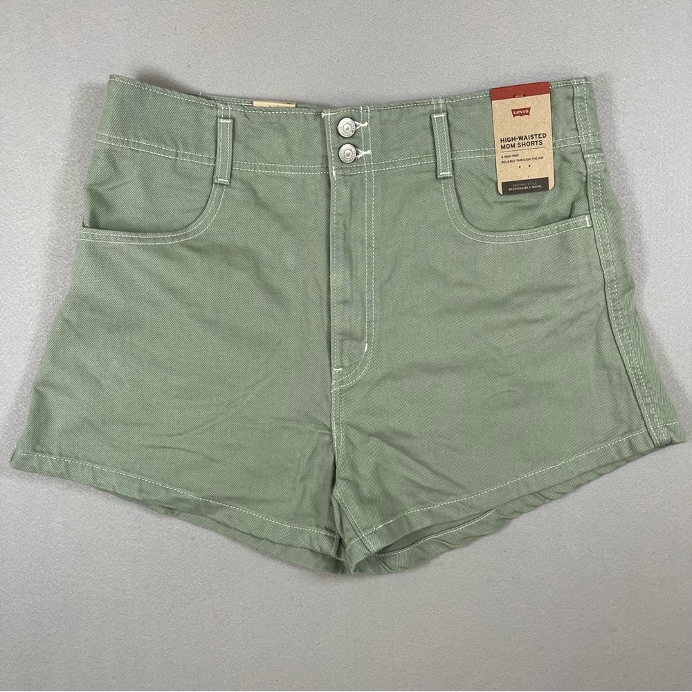 Levi's High-Waist Women's Shorts in Sage Green